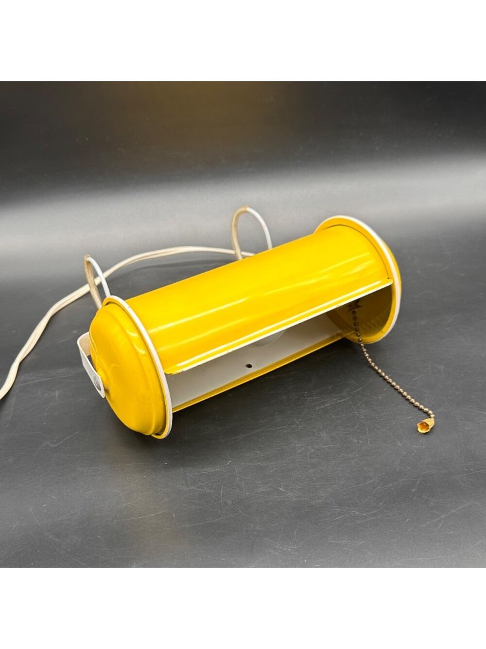 Vintage Metal Headboard Tube Lamp Bed Reading Night Light Pull Chain MCM Yellow